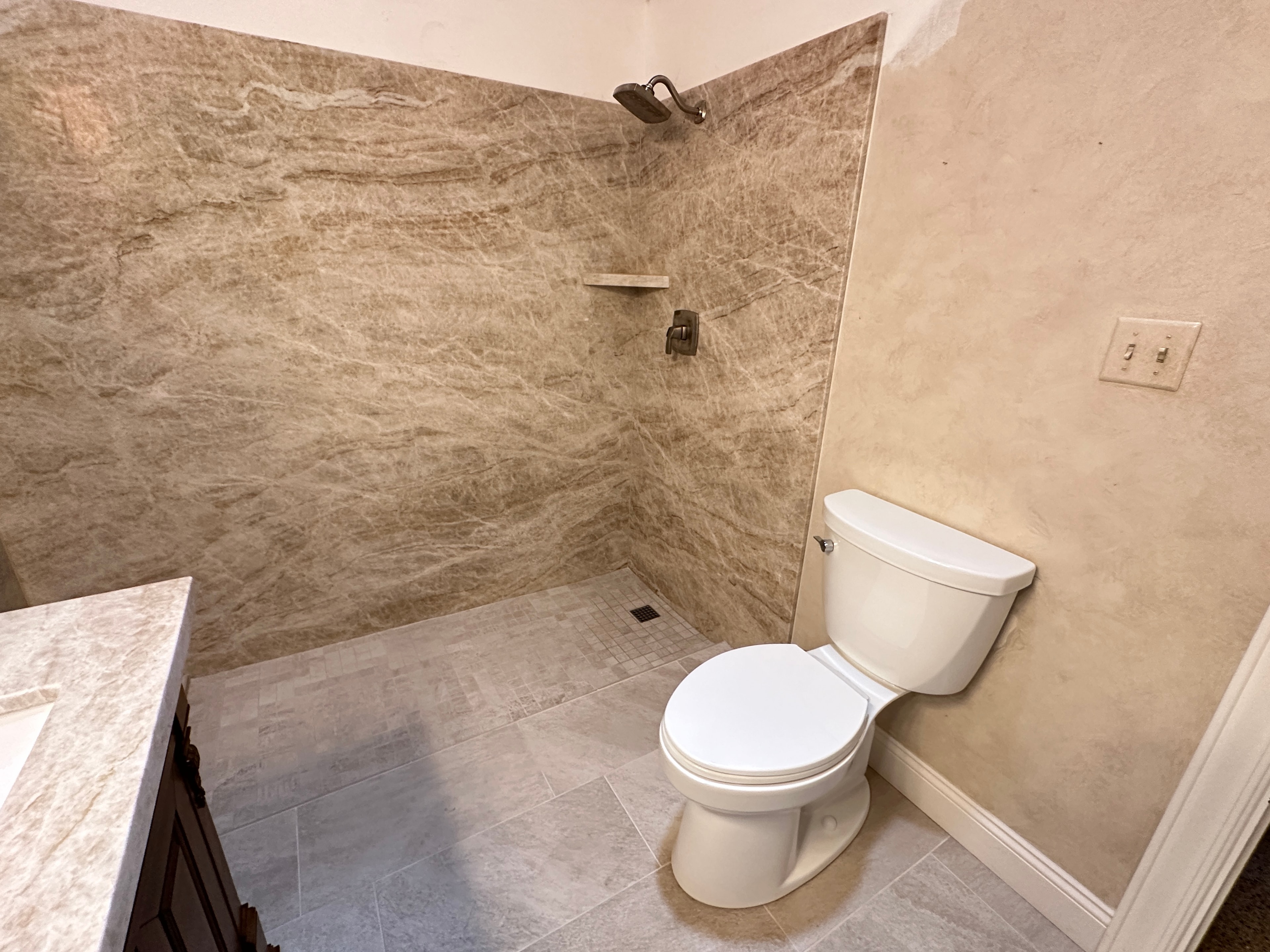 Modern bathroom with walk-in shower — HCIC