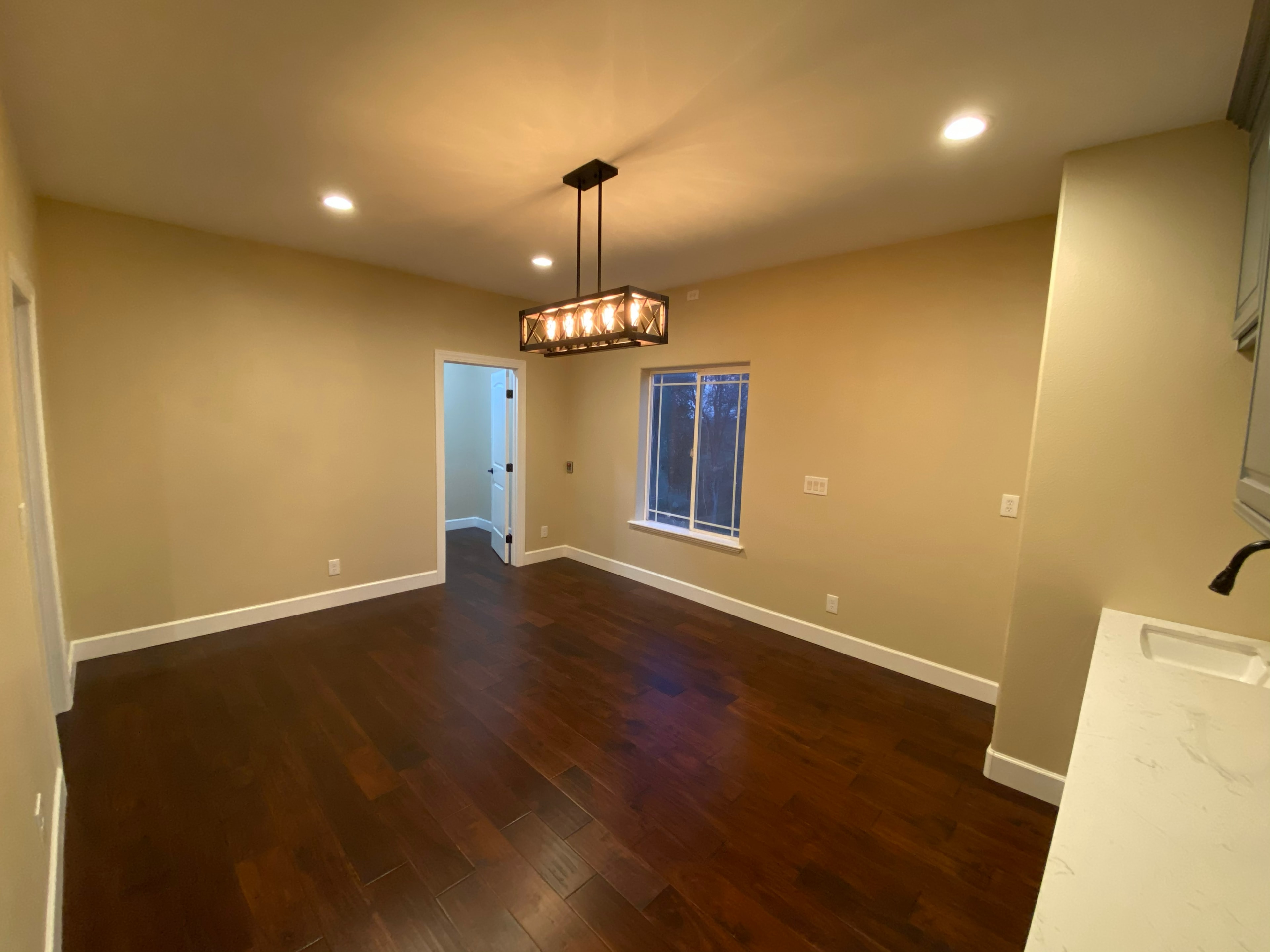 Empty modern dining room hardwood floors — HCIC